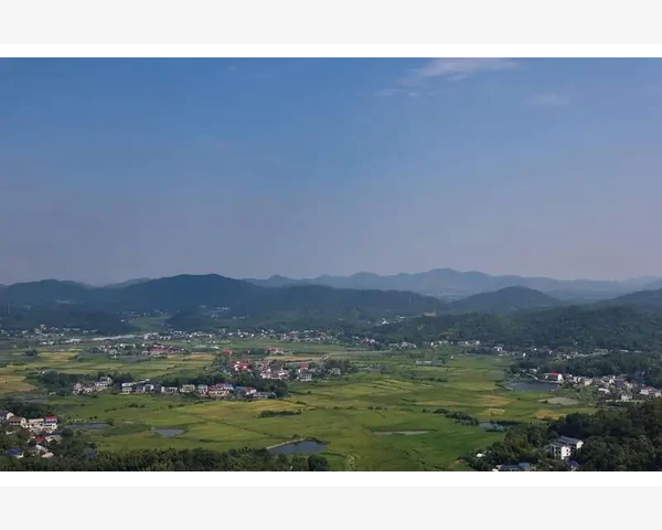 脸上长斑是气血不足吗?